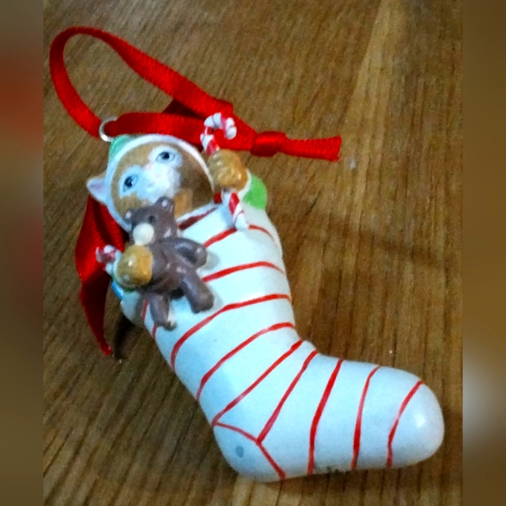 Vintage Kitty Cucumber ornament